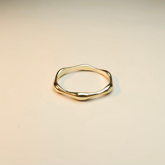 Waves Ring